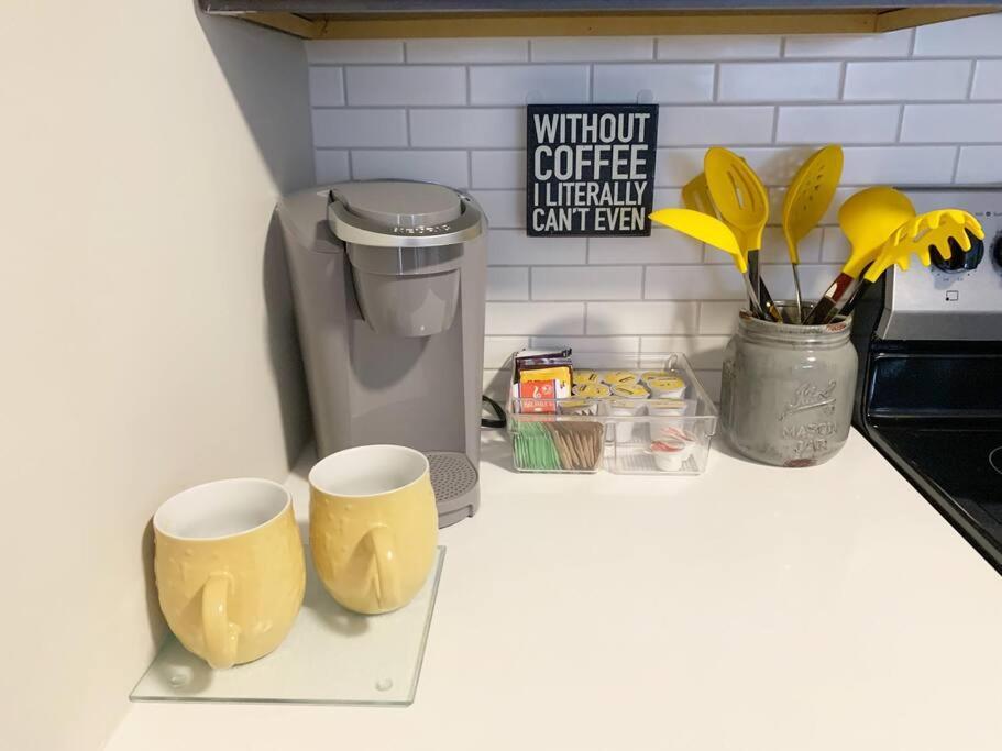 Beautiful 2Br Apt/Ewr Airport/King /Free Parking Ньюарк Экстерьер фото